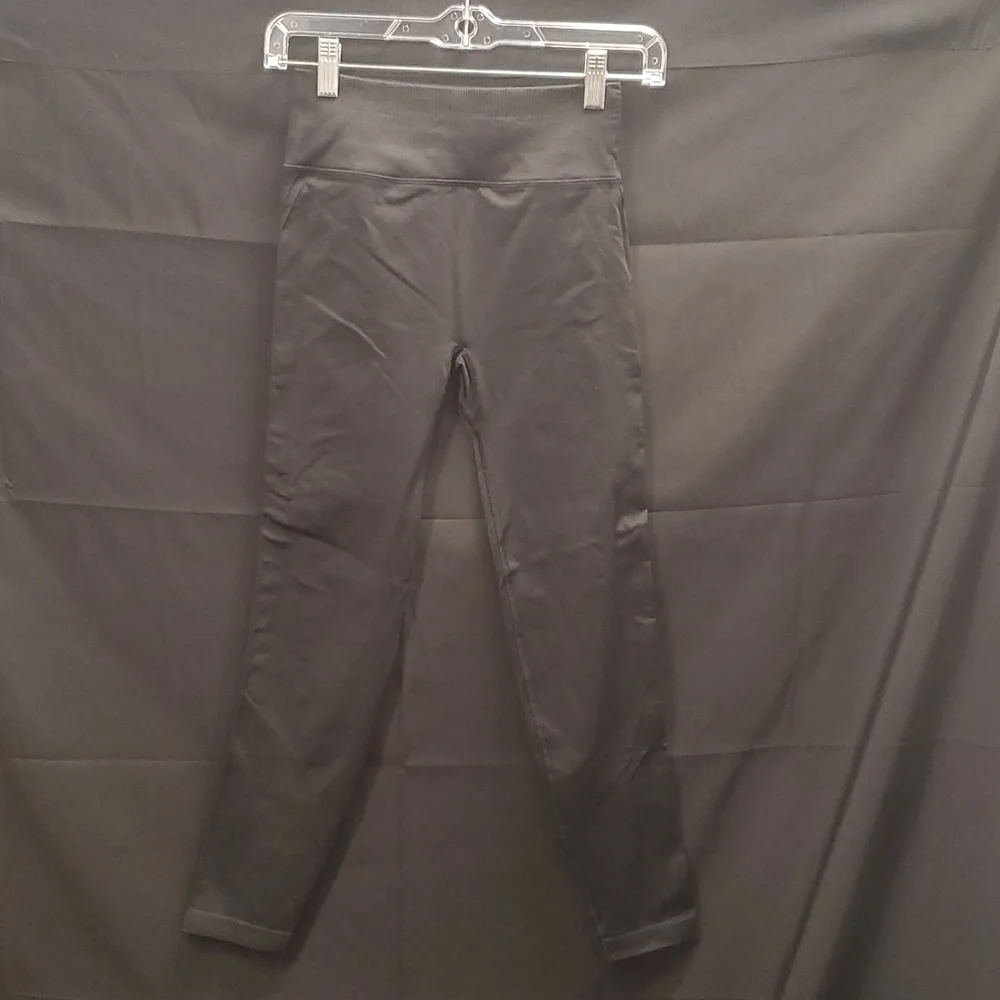 Lululemon Athletica Workout Joggers SZ 6